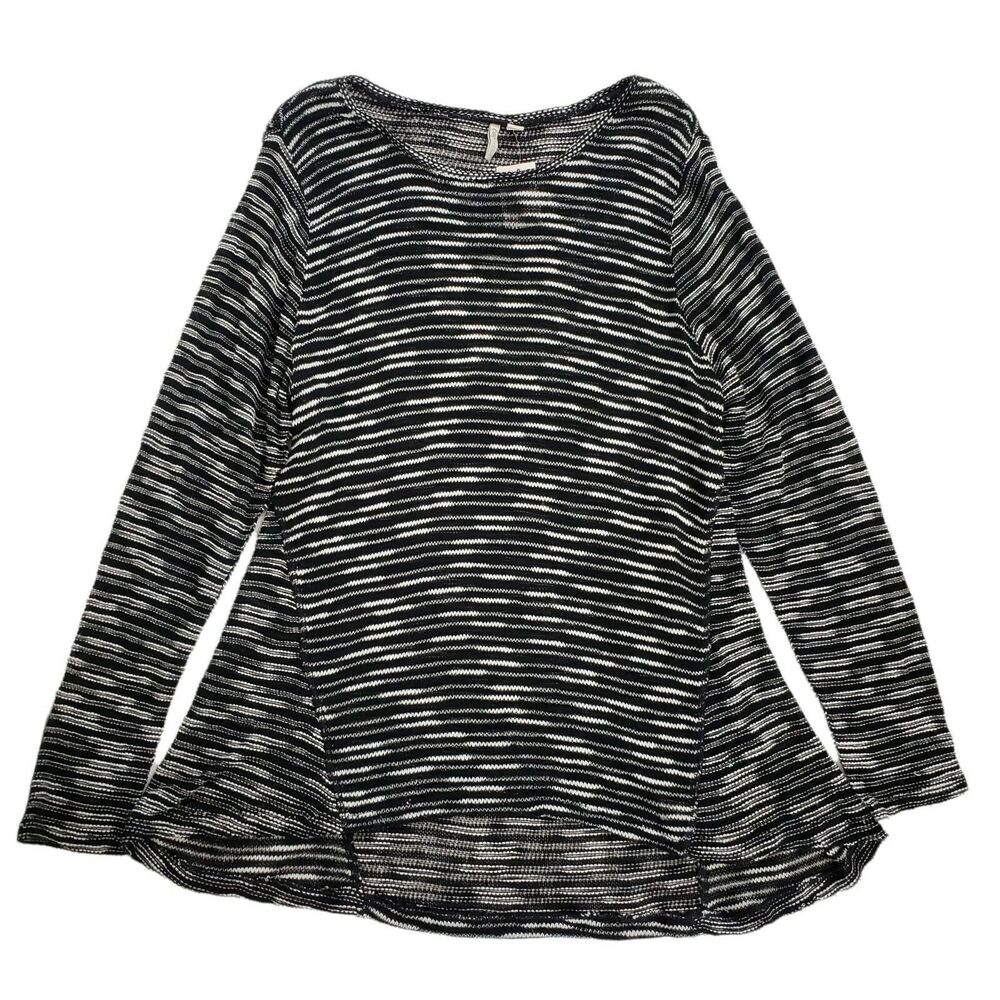 NEW!! Cato Sportswear WOMAN SIZE 18/20W Knit Black White Blouse Top Semi Sheer